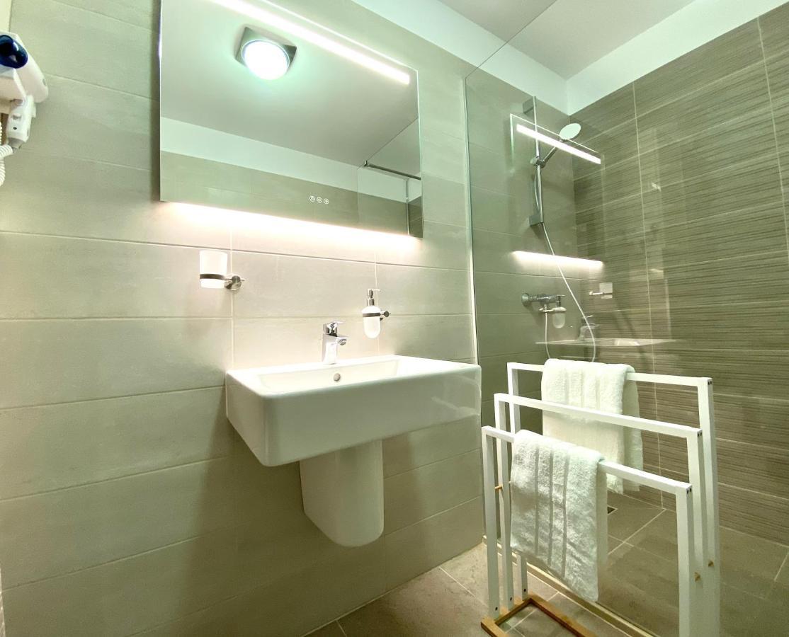 Urban Guesthouse Брашов Экстерьер фото